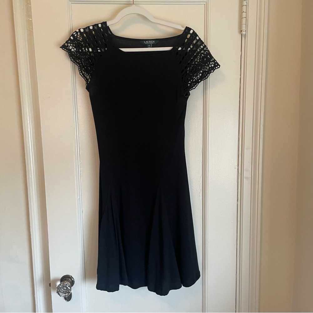 Lauren by Ralph Lauren Petite Black Crochet Lace Cap Sleeve Dress - size PS - Picture 8 of 13